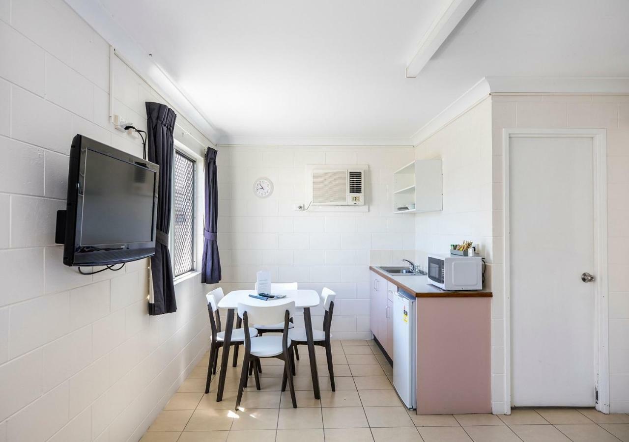Banjo Paterson Motor Inn Τάουνσβιλ Εξωτερικό φωτογραφία